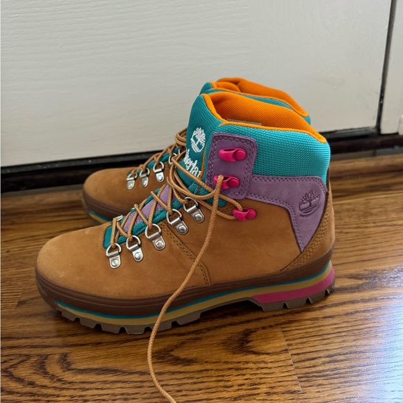 Timberland women’s hiking boots - Picture 1 of 8